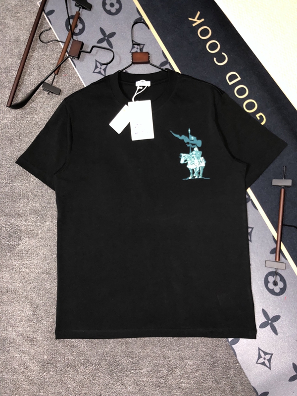 ブランドTシャツ正面デザイン